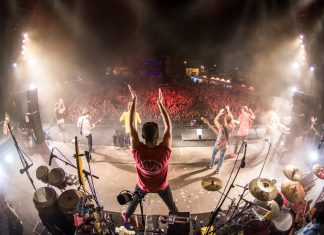 11.000 asistentes disfrutaron de la XIV edición del Festival Revenidas Rock de Vilagarcía de Arousa