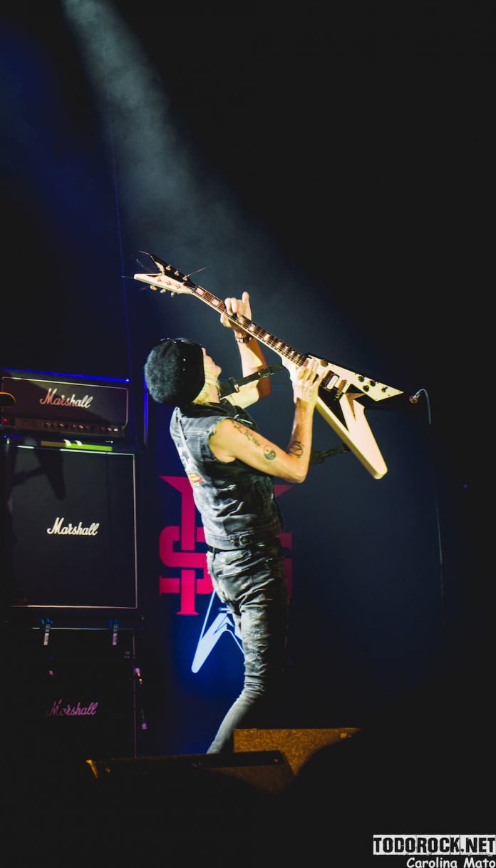 Michael Schenker Reportaje fotográfico del paso de Michael Schenker Fest y Highway por Santander el 27 de octubre