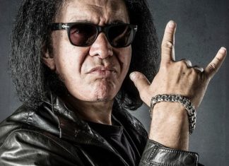 Gene Simmons de Kiss: "No hay otro grupo como AC/DC"
