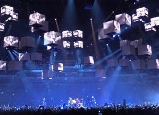 Metallica en directo en Madrid tocando Seek & Destroy