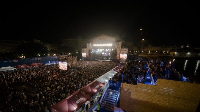 No sin Música El festival No Sin Música reúne a 35.000 asistentes en Cádiz