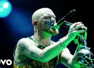 Mira el video de Wash It All Away de Five Finger Death Punch