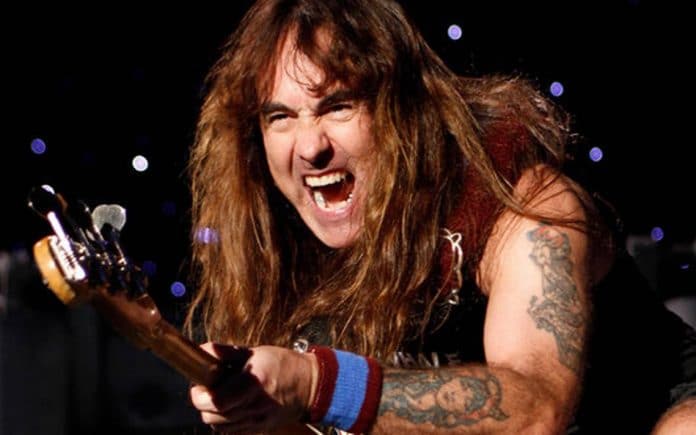 Steve Harris de Iron Maiden. Foto: Scott D Smith/Retna STEVE HARRIS de IRON MAIDEN: