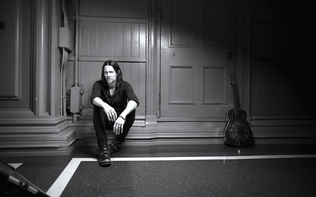 Myles Kennedy publican el video de The Great Beyond