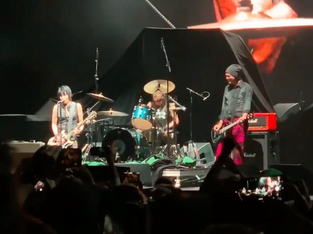 Reunión histórica de Nirvana durante el festival Cal Jam: fotos y videos