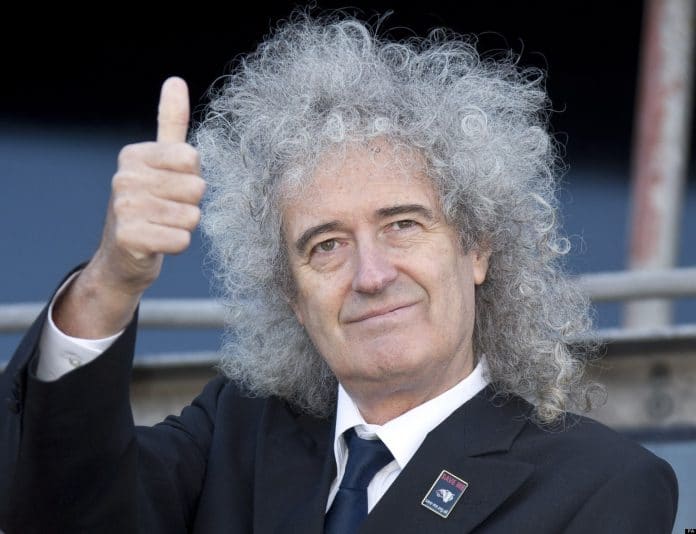 Brian May de Queen. Foto: AP Photo/Joel Ryan
