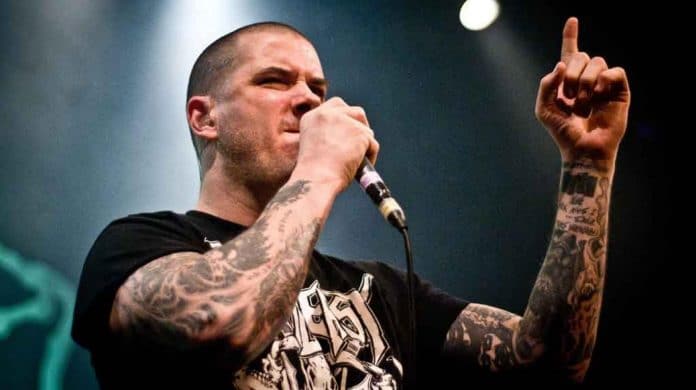 Phil Anselmo de Pantera. Foto: tn.com.ar PHIL ANSELMO de PANTERA sobre
