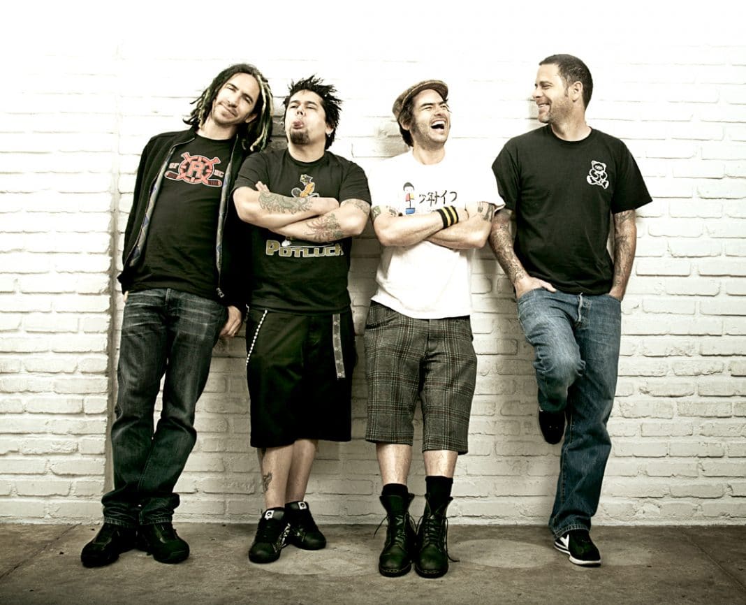 Curiosidades del Rock: BERRI TXARRAK, NOFX, BRING ME THE HORIZON y CANNIBAL CORPSE Curiosidades del Rock: BERRI TXARRAK, NOFX, BRING ME THE HORIZON y CANNIBAL CORPSE
