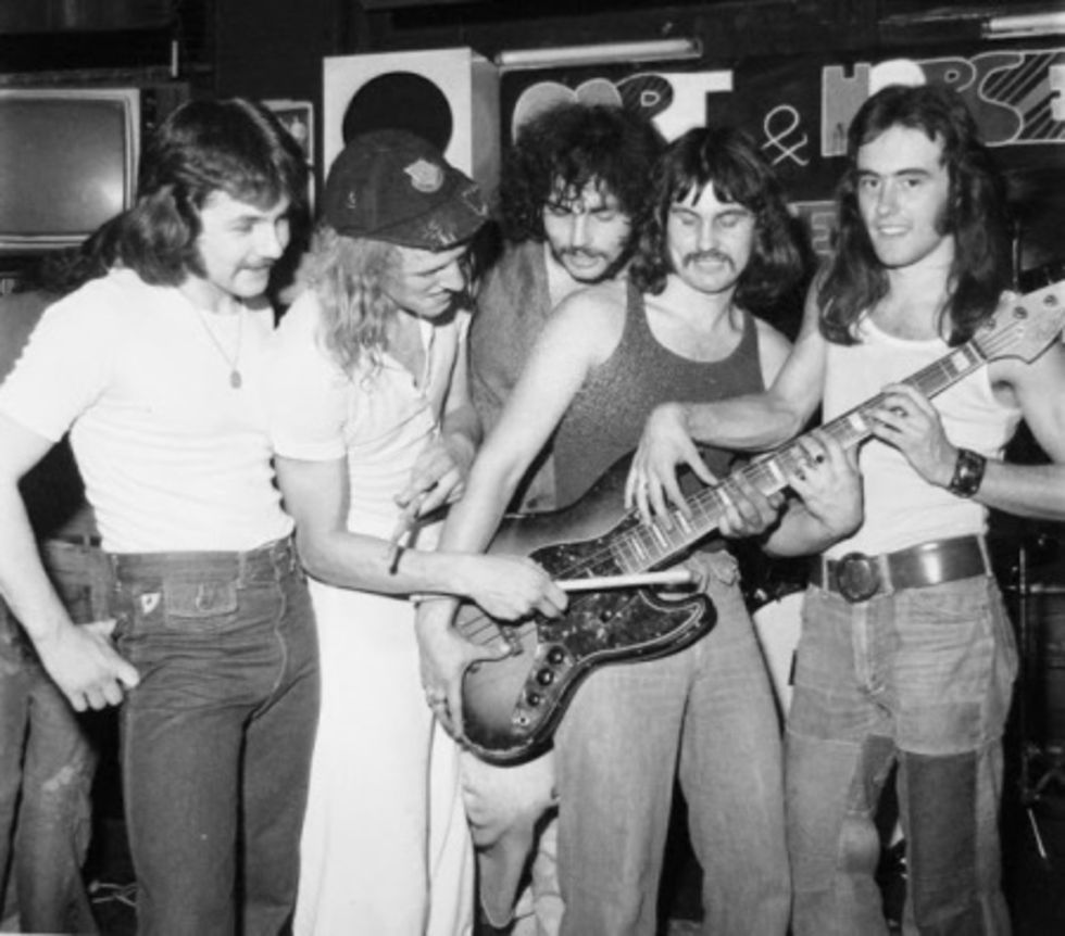 La formación original de IRON MAIDEN toca en directo 42 años después (Video)