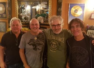 La formación original de IRON MAIDEN toca en directo 42 años después (Video)