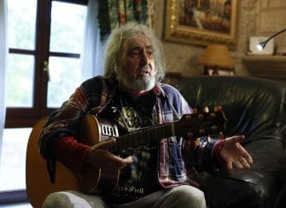 YOSI de LOS SUAVES tras su grave accidente: "Odié la música y dejé de tocar la guitarra"