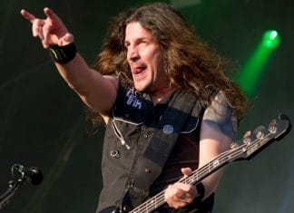 El bajista de ANTHRAX sobre su retiro: "Ni siquiera lo pienso"