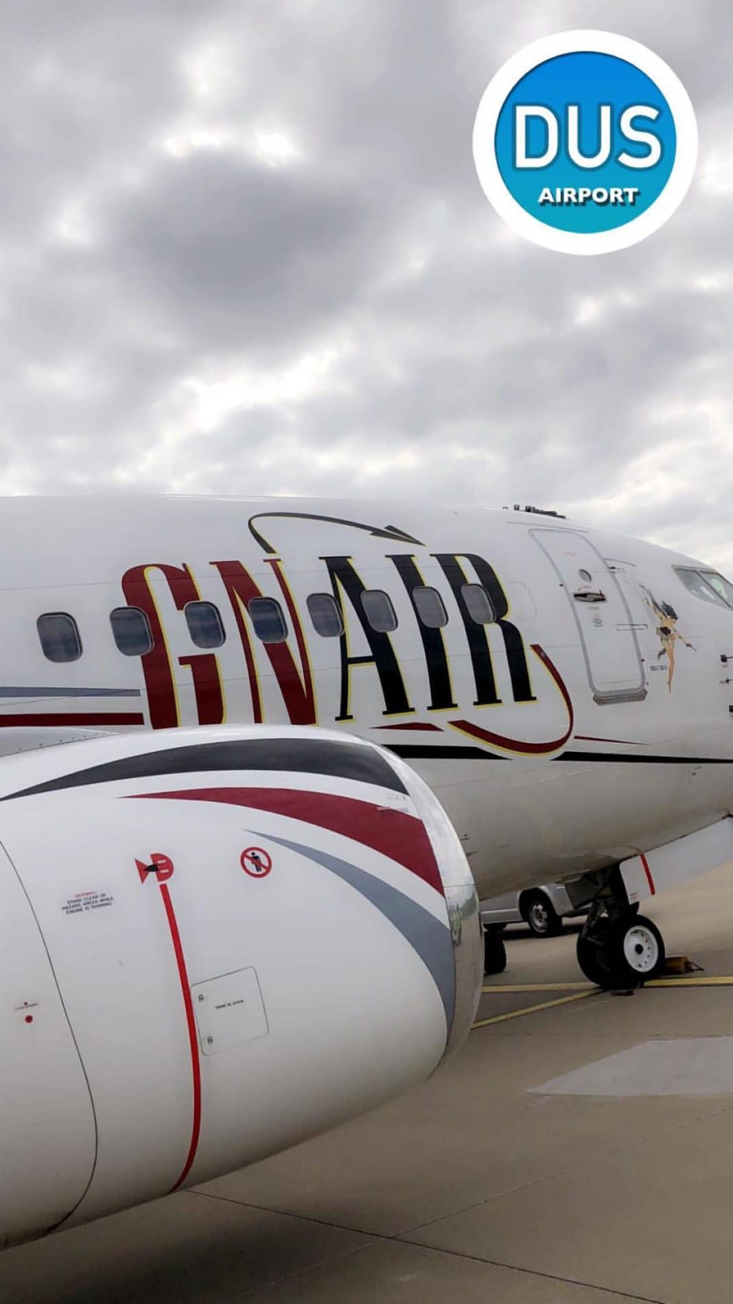 Así es por dentro el increíble avión de GUNS N' ROSES (Fotos)