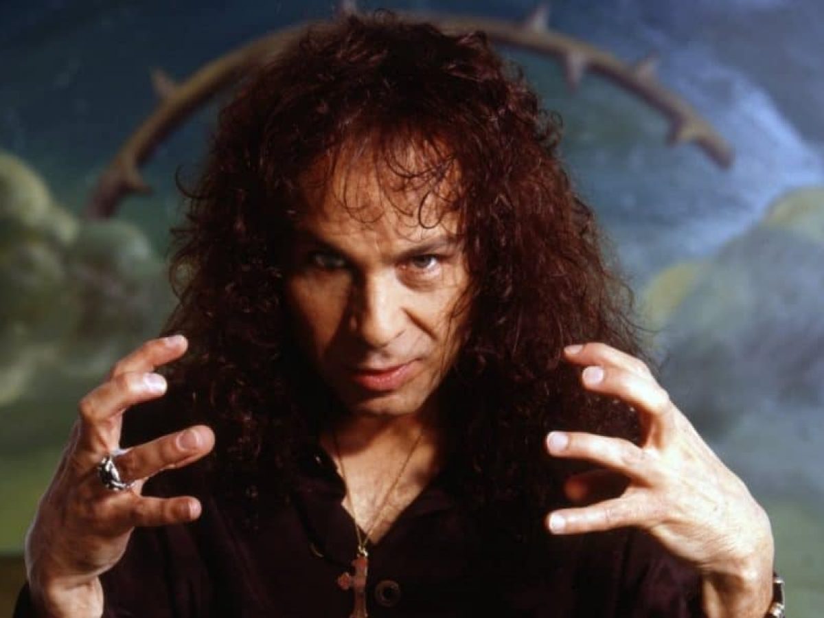 Resultado de imagen de "Rainbow in the Dark" dio autobiography