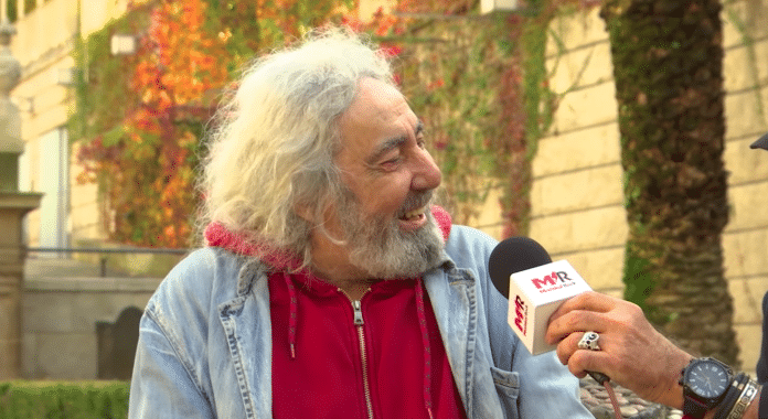 Yosi de Los Suaves durante la entrevista. Video: Mariskal Rock