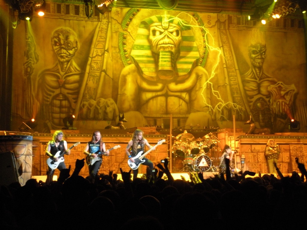 IRON MAIDEN: Todos los escenarios de sus giras mundiales (Fotos) IRON MAIDEN: Todos los escenarios de sus giras mundiales (Fotos)