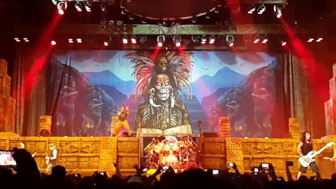 IRON MAIDEN: Todos los escenarios de sus giras mundiales (Fotos) IRON MAIDEN: Todos los escenarios de sus giras mundiales (Fotos)