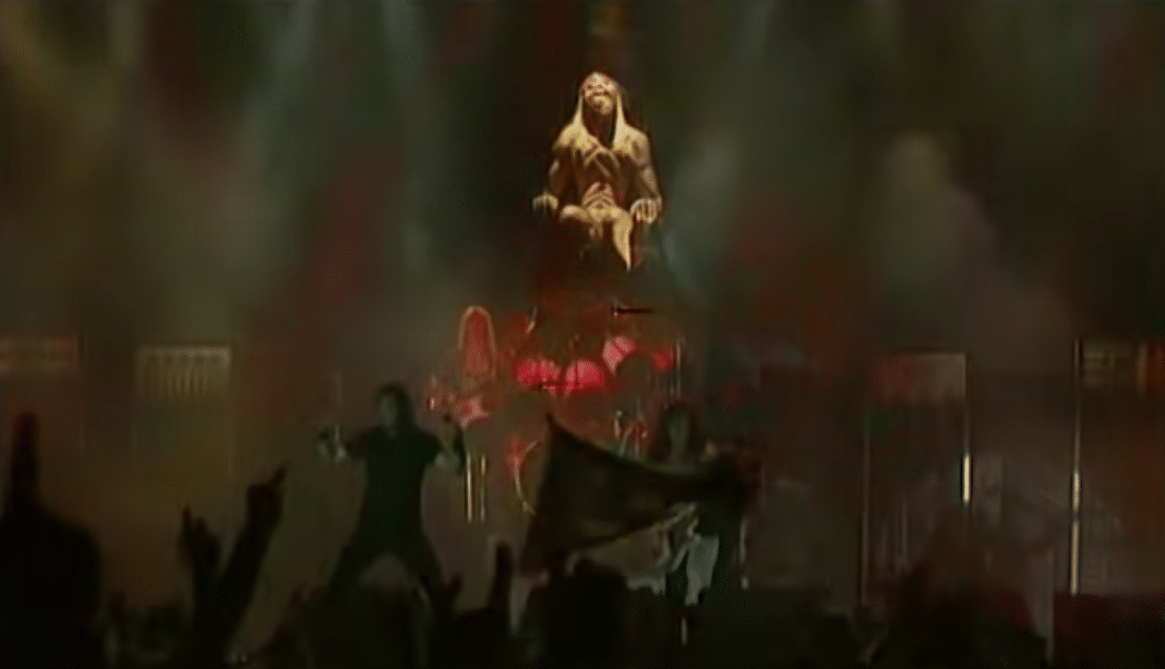 IRON MAIDEN: Todos los escenarios de sus giras mundiales (Fotos) IRON MAIDEN: Todos los escenarios de sus giras mundiales (Fotos)