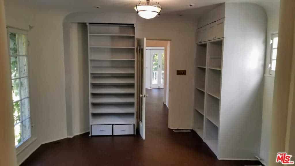 MARILYN MANSON vende su casa de Hollywood por 2 millones de dólares (Fotos) MARILYN MANSON vende su casa de Hollywood por 2 millones de dólares (Fotos)