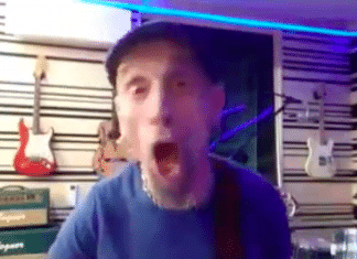 FITO celebra el regreso de LA POLLA RECORDS y arranque de gira de LOS ZIGARROS
