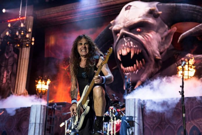 Iron Maiden durante su gira IRON MAIDEN sorprende a sus fans chilenos con una segunda fecha en el país