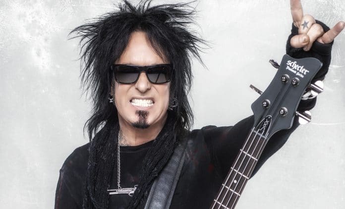 Nikki Sixx (Mötley Crüe)