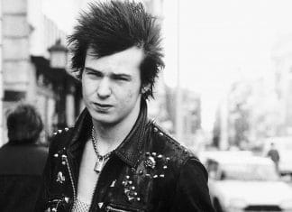Te metes en el "pogo" gracias a SID VICIOUS de los SEX PISTOLS