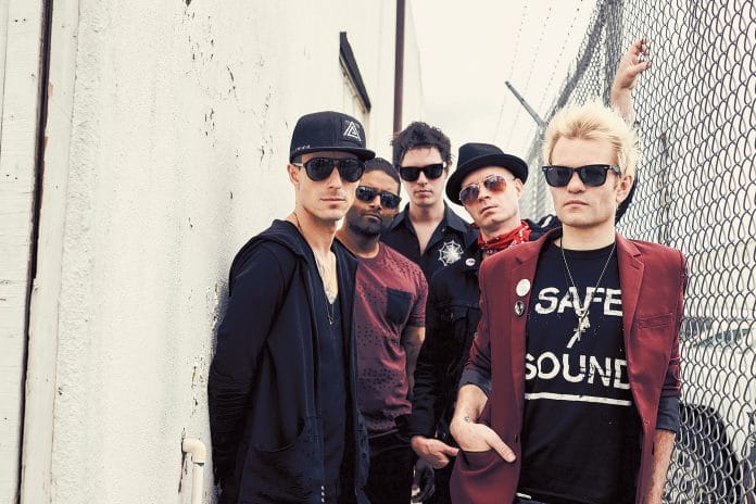 Sum 41 SUM 41 lanzará nuevo disco en julio y será