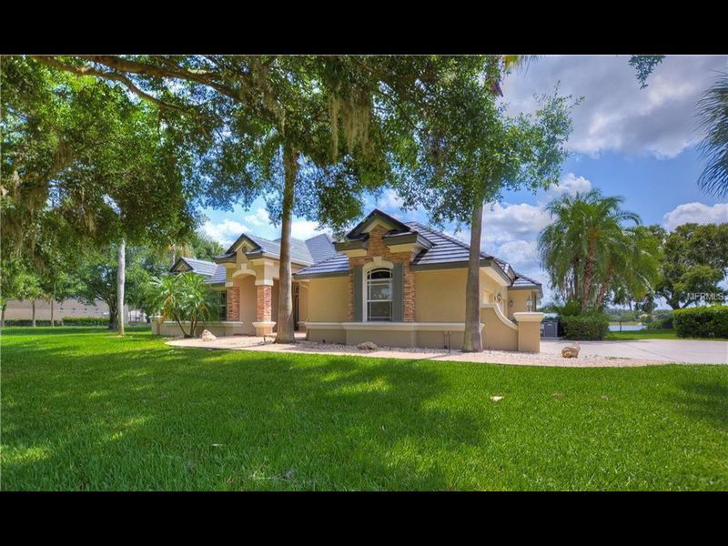 CHRIS JERICHO de FOZZY vende su casa por más de 1 millón de dólares (Fotos)