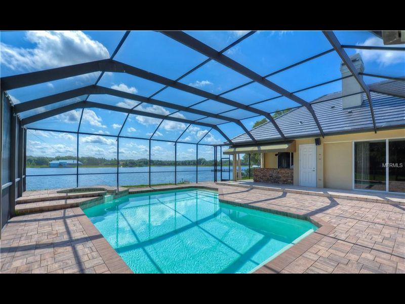 CHRIS JERICHO de FOZZY vende su casa por más de 1 millón de dólares (Fotos)