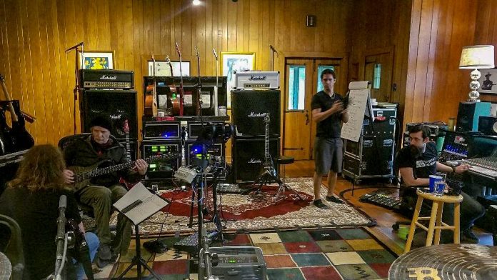 Megadeth en el estudio. Foto: Twitter Megadeth MEGADETH ha empezado a grabar su próximo disco (fotos y video)