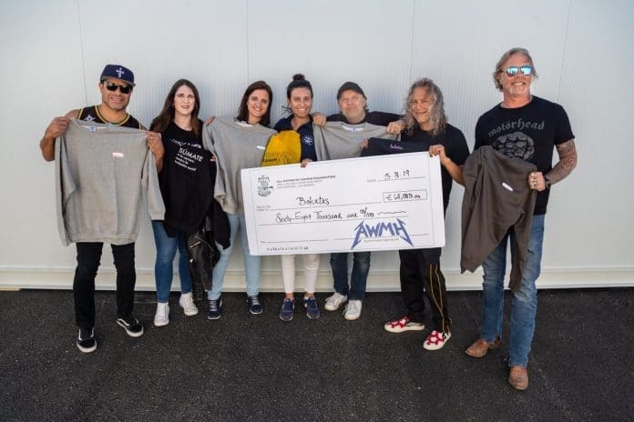 Metallica con la asociación Bokatas