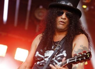 SLASH publica el video de "Boulevard Of Broken Hearts", grabado en directo