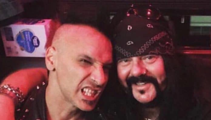 Roy Mayorga y Vinnie Paul. Foto: Facebook Hellyeah HELLYEAH ficha al batería de STONE SOUR para sustituir a VINNIE PAUL