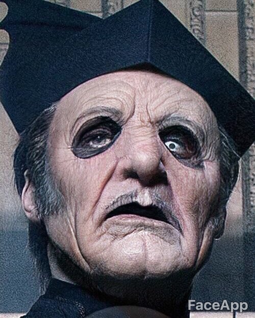 Tobias Forge (Ghost) con FaceApp