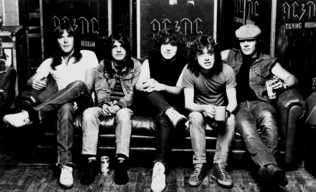 AC/DC: 40 años de "Highway To Hell" y estas son sus curiosidades