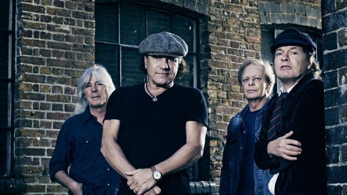 AC/DC AC/DC podría girar por España en otoño, después de lanzar un nuevo disco