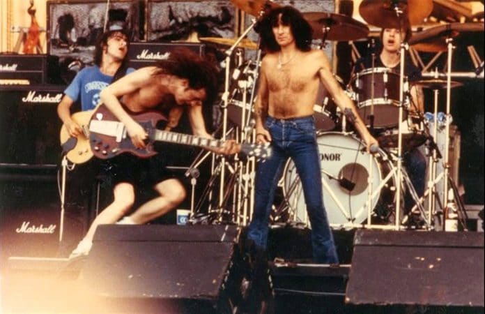 AC/DC en Zeppelinfeld, Nürnberg, Alemania, el 1 de septiembre de 1979. Foto: Youtube