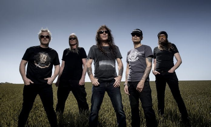 British Lion STEVE HARRIS espera lanzar su segundo disco con BRITISH LION en noviembre