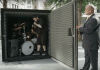 Grupo de DEATH METAL tocó dentro de una caja hermética y esto es lo que pasó (Video)