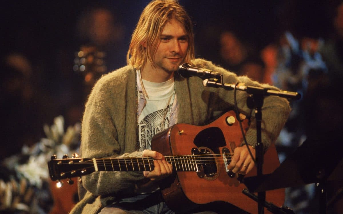 Se vende una rebeca de KURT COBAIN por más de 300.000 euros en una subasta
